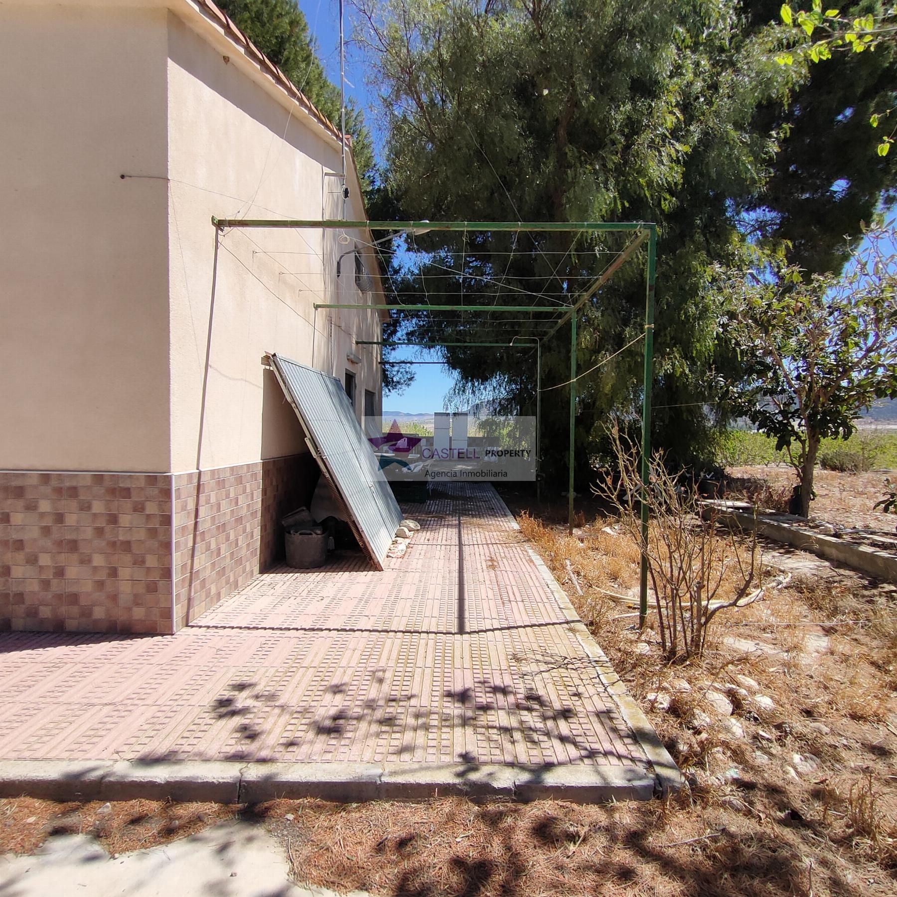 For sale of rural property in Salinas