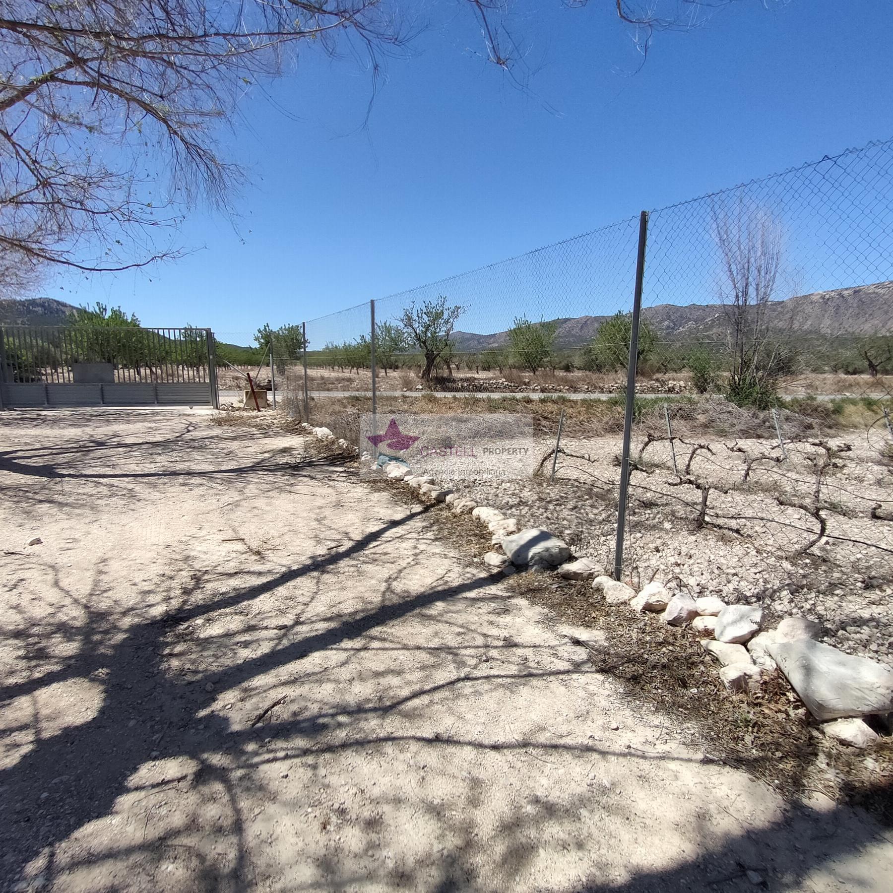 For sale of rural property in Salinas