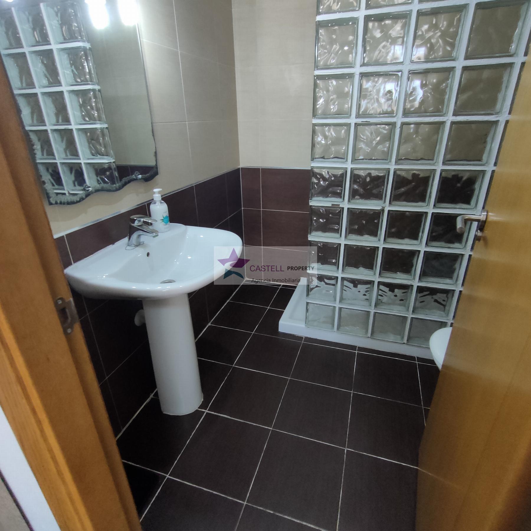 For sale of apartment in Elda