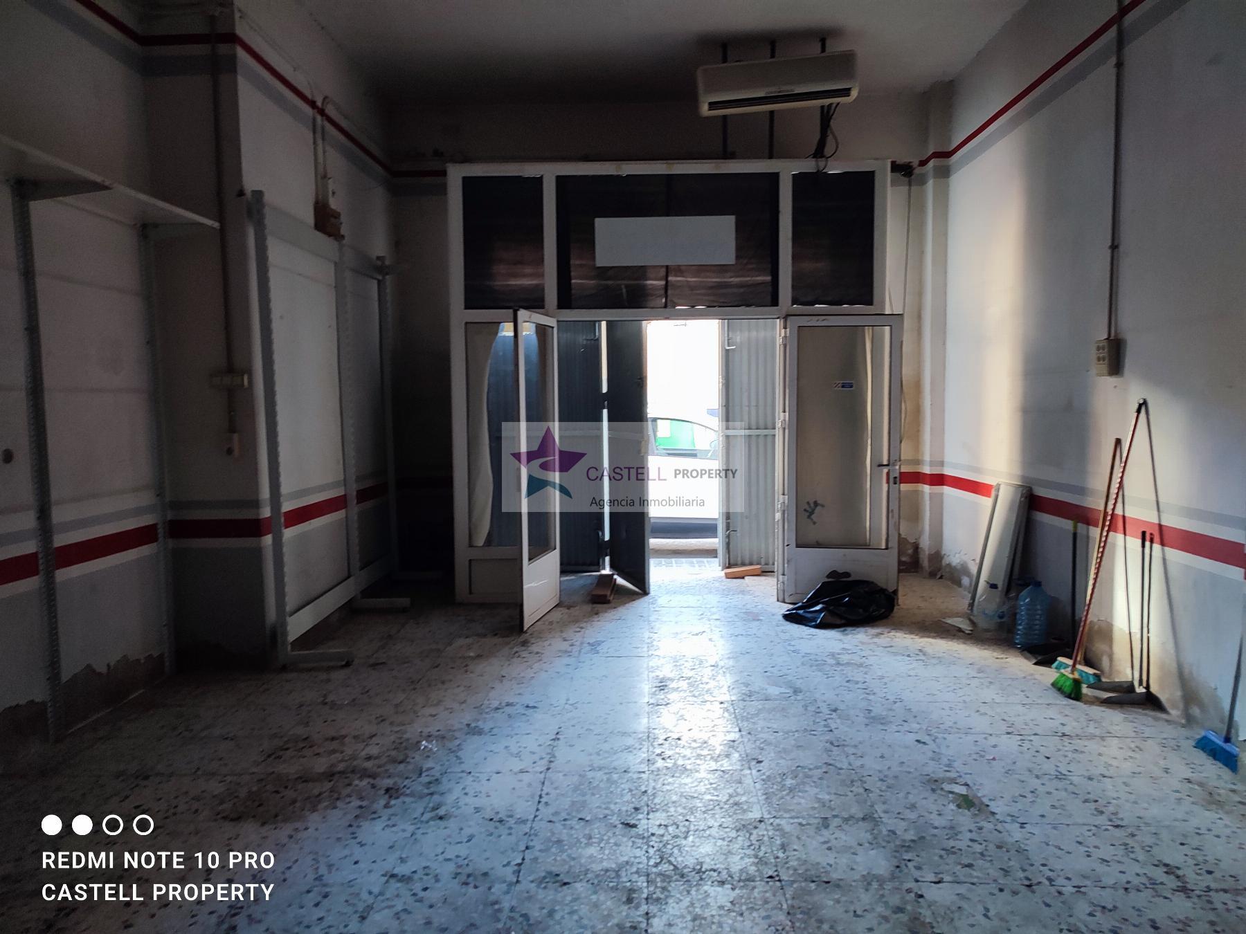 Venta de local comercial en Monforte del Cid