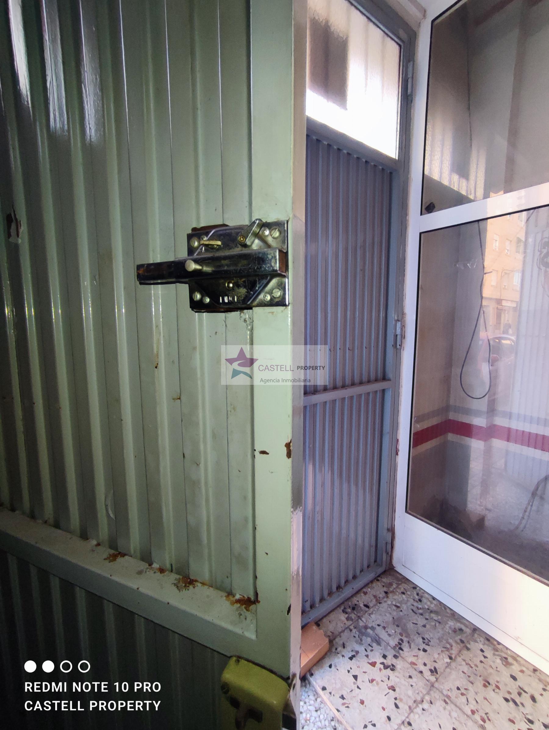 Venta de local comercial en Monforte del Cid