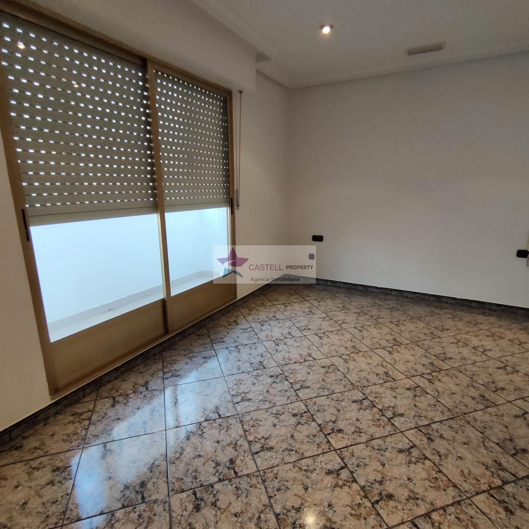 Venta de edificio en Monóvar-Monòver