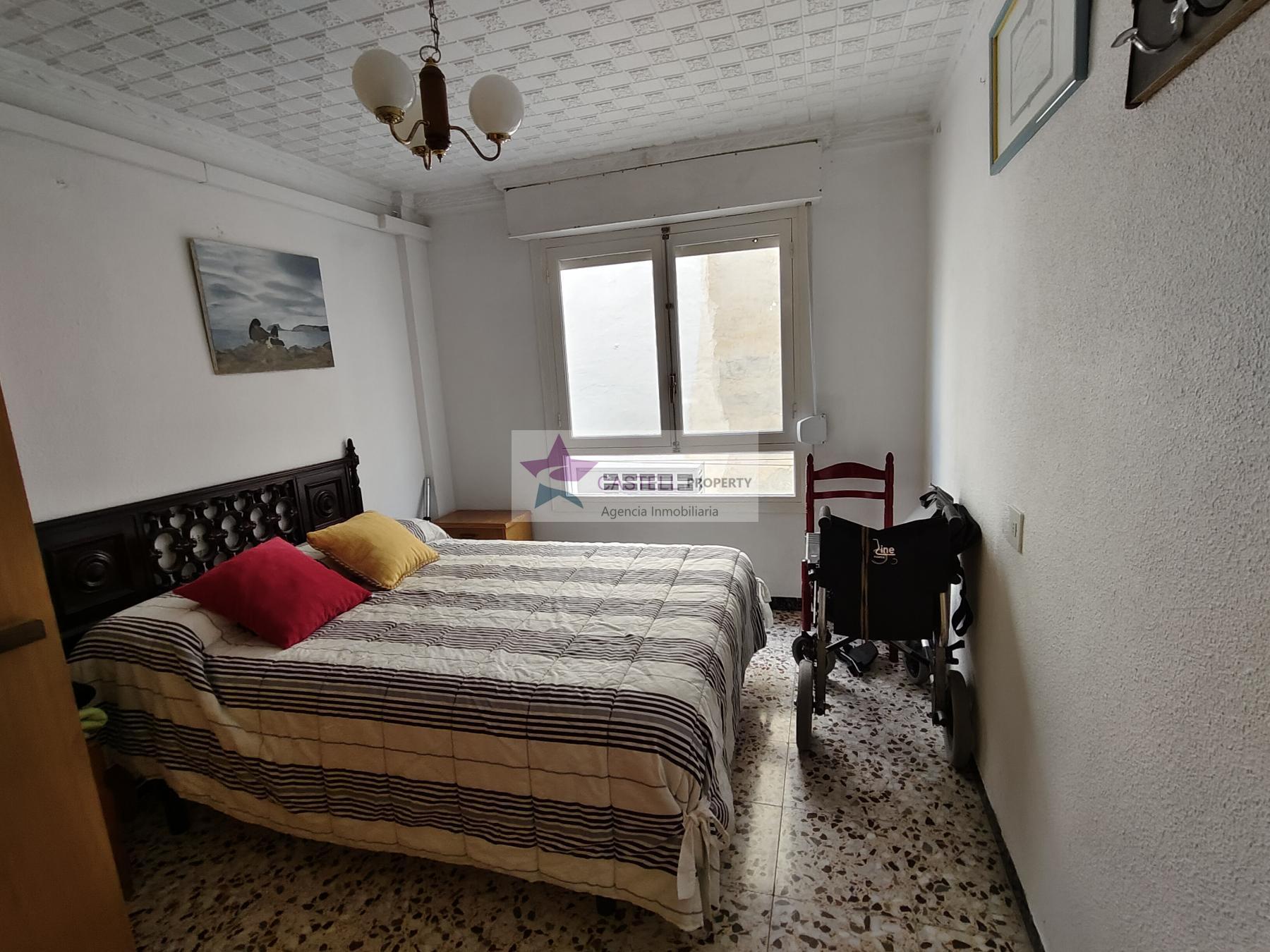 For sale of apartment in Elda