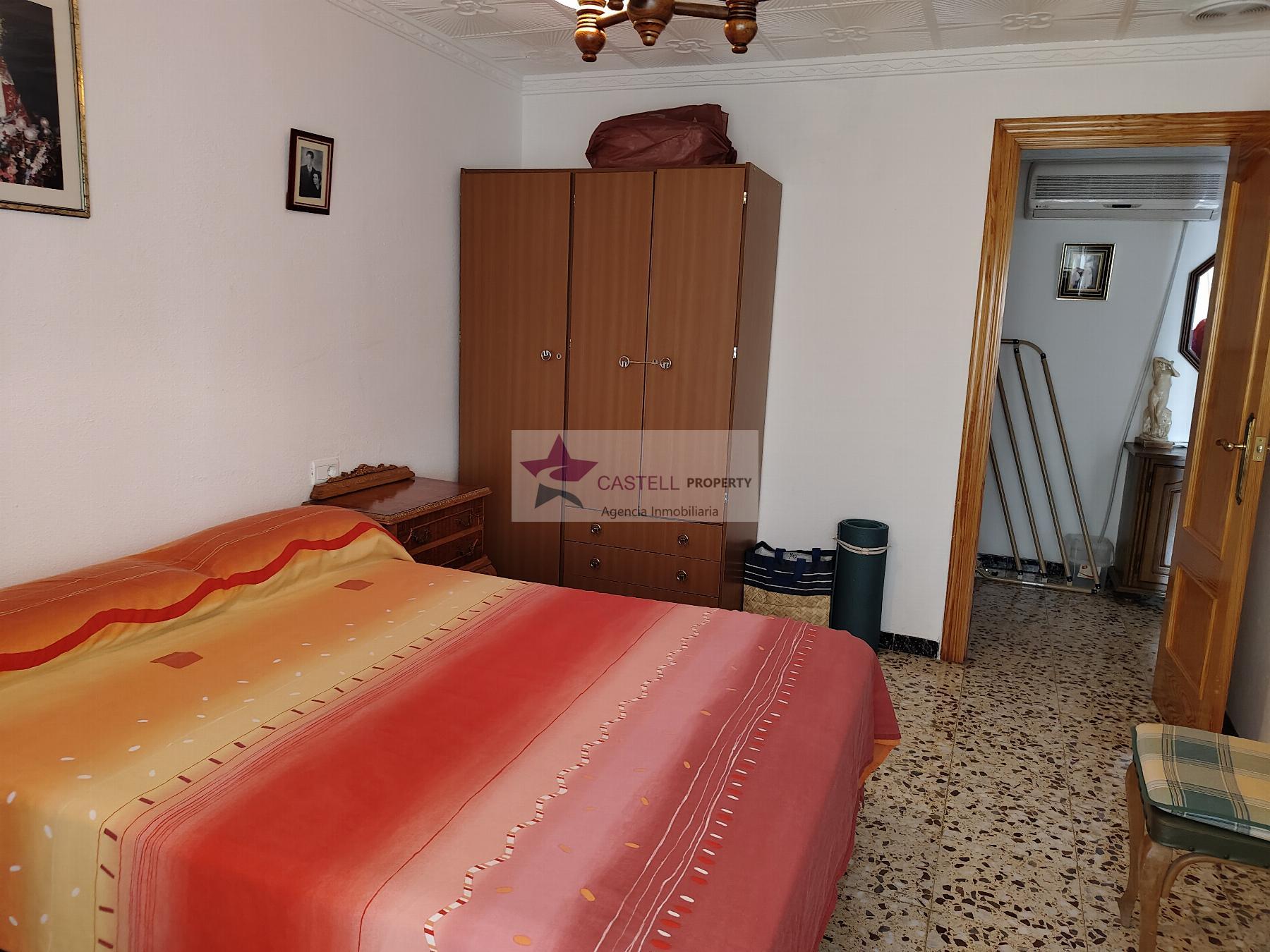 For sale of apartment in Elda