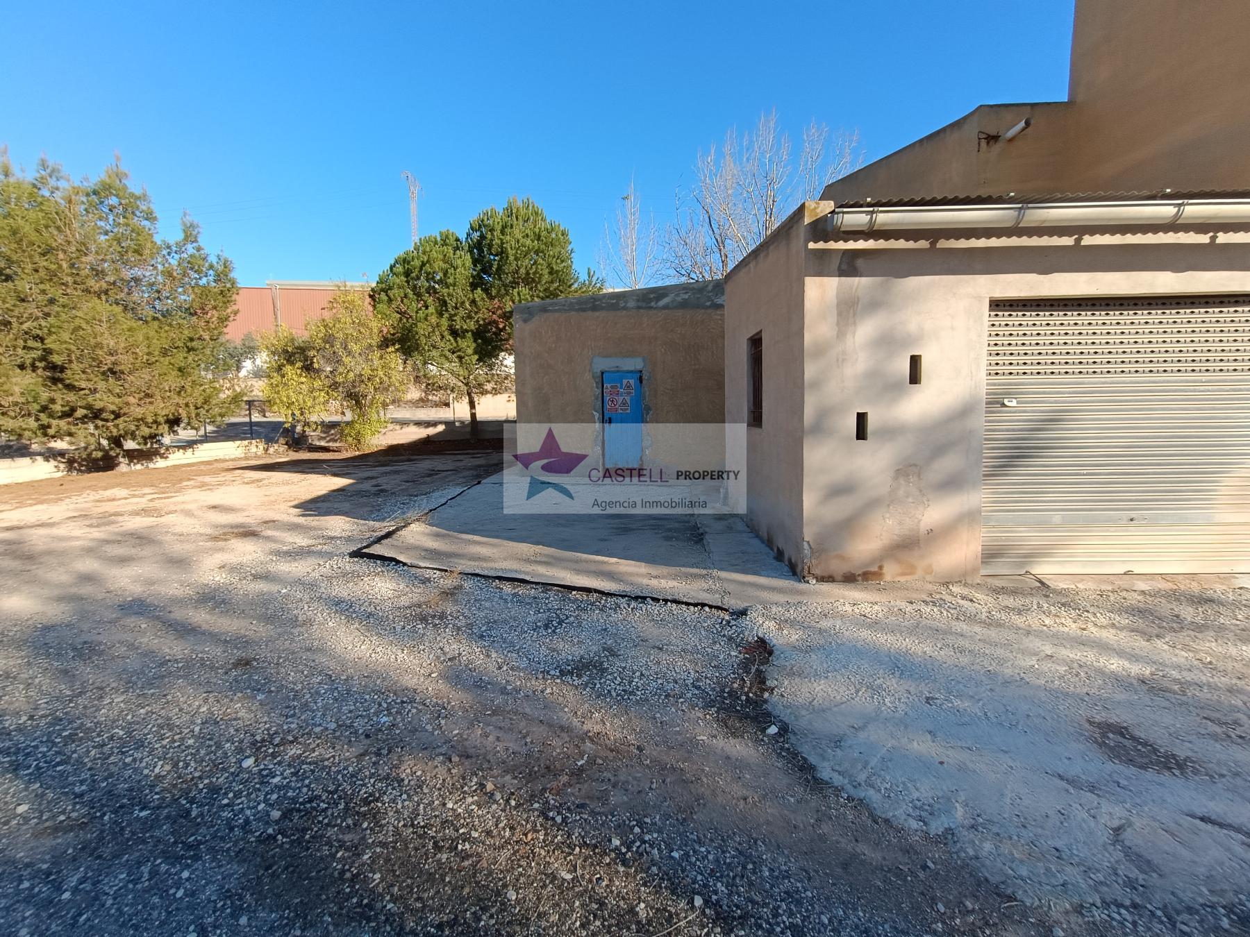 For sale of industrial plant/warehouse in Monforte del Cid