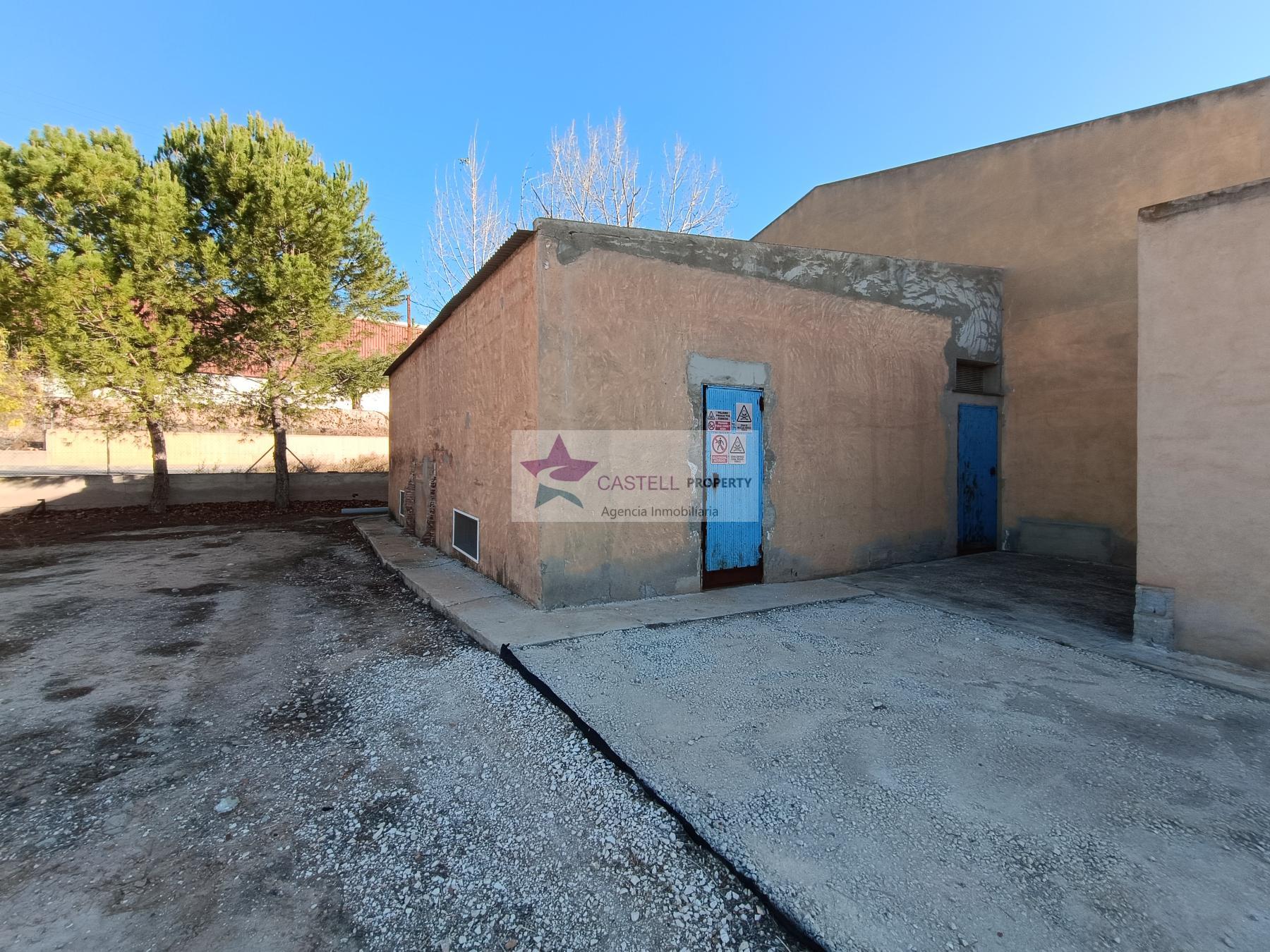 For sale of industrial plant/warehouse in Monforte del Cid