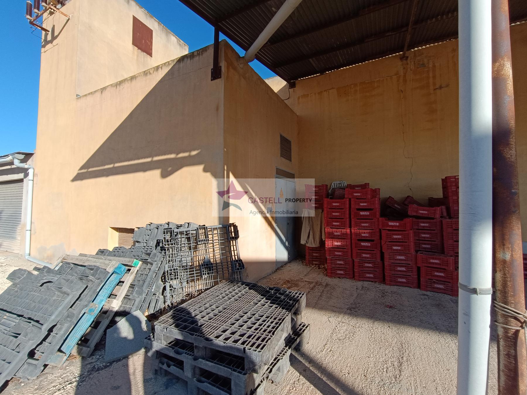 For sale of industrial plant/warehouse in Monforte del Cid