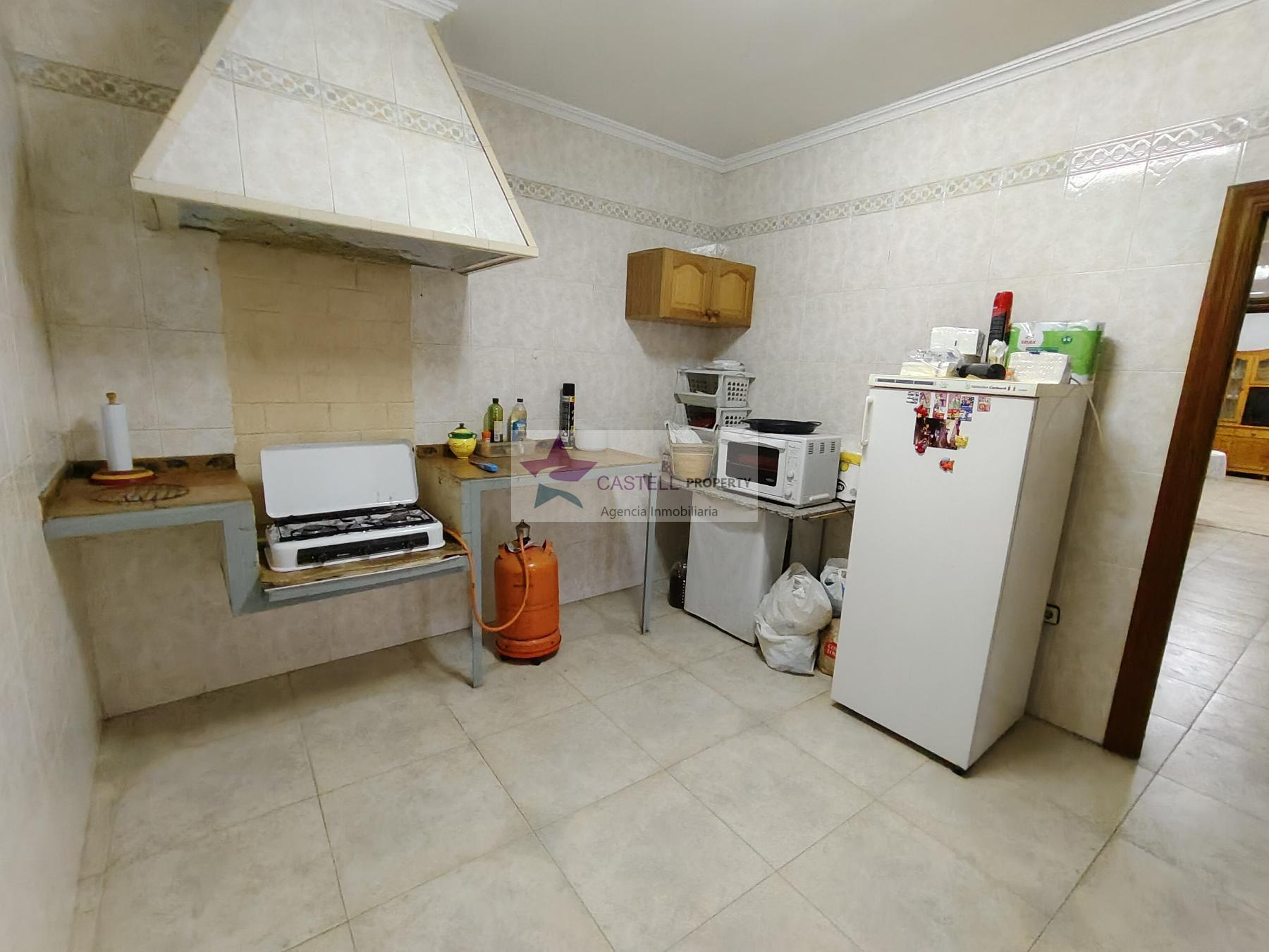 For sale of house in Novelda