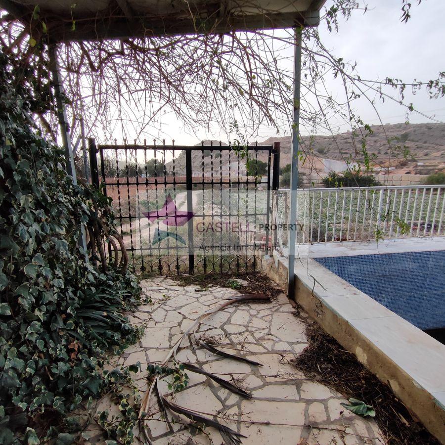 For sale of house in La Romana