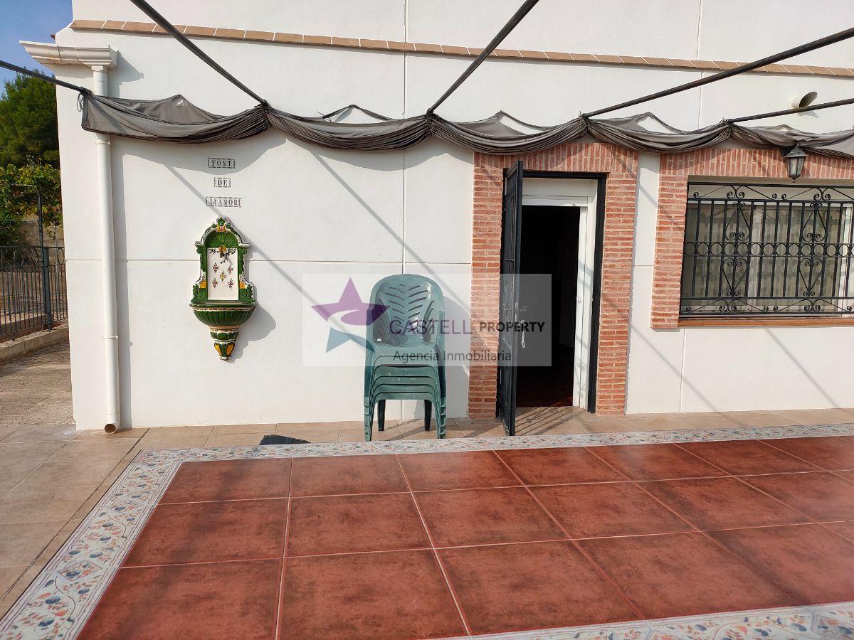 Venta de chalet en Castalla