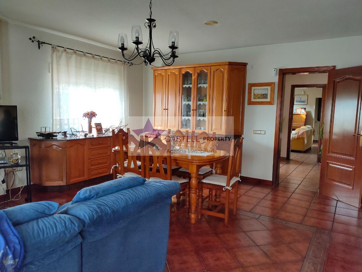 For sale of chalet in Castalla