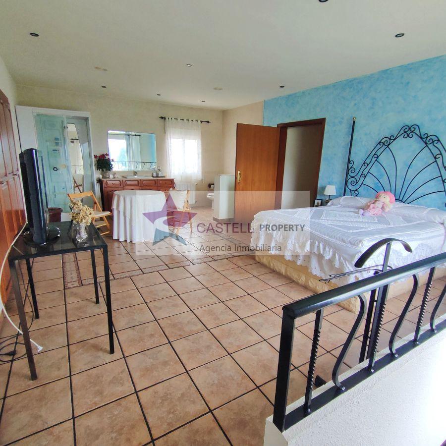 Venta de chalet en Castalla