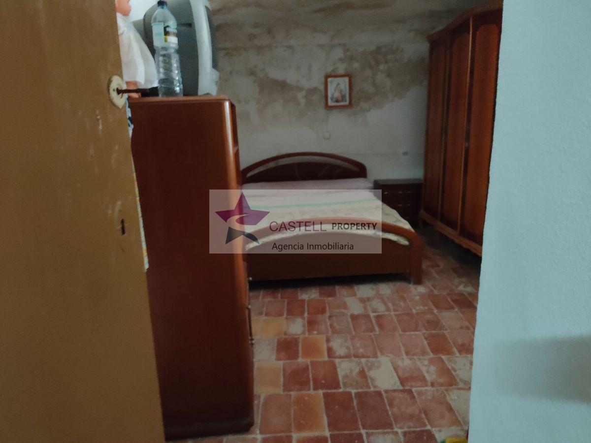 Venta de casa en Algueña