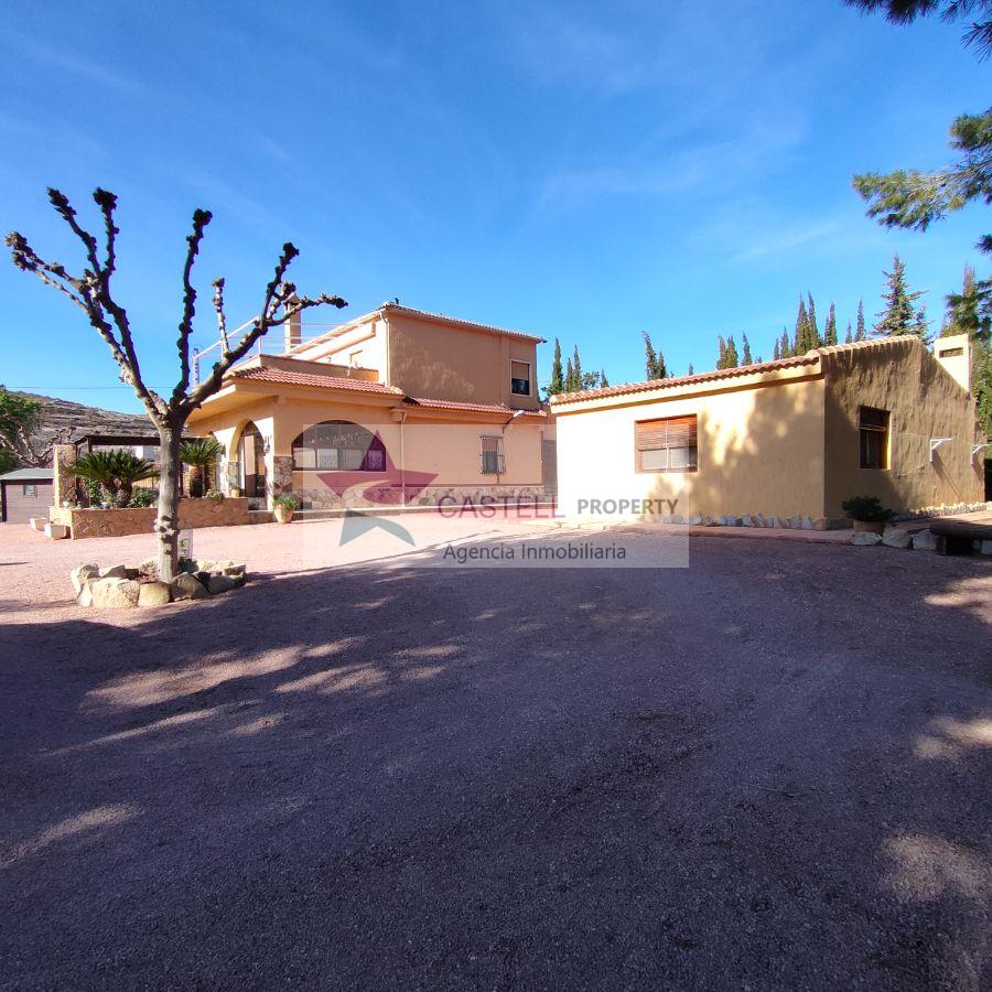 Venta de chalet en Hondón de las Nieves