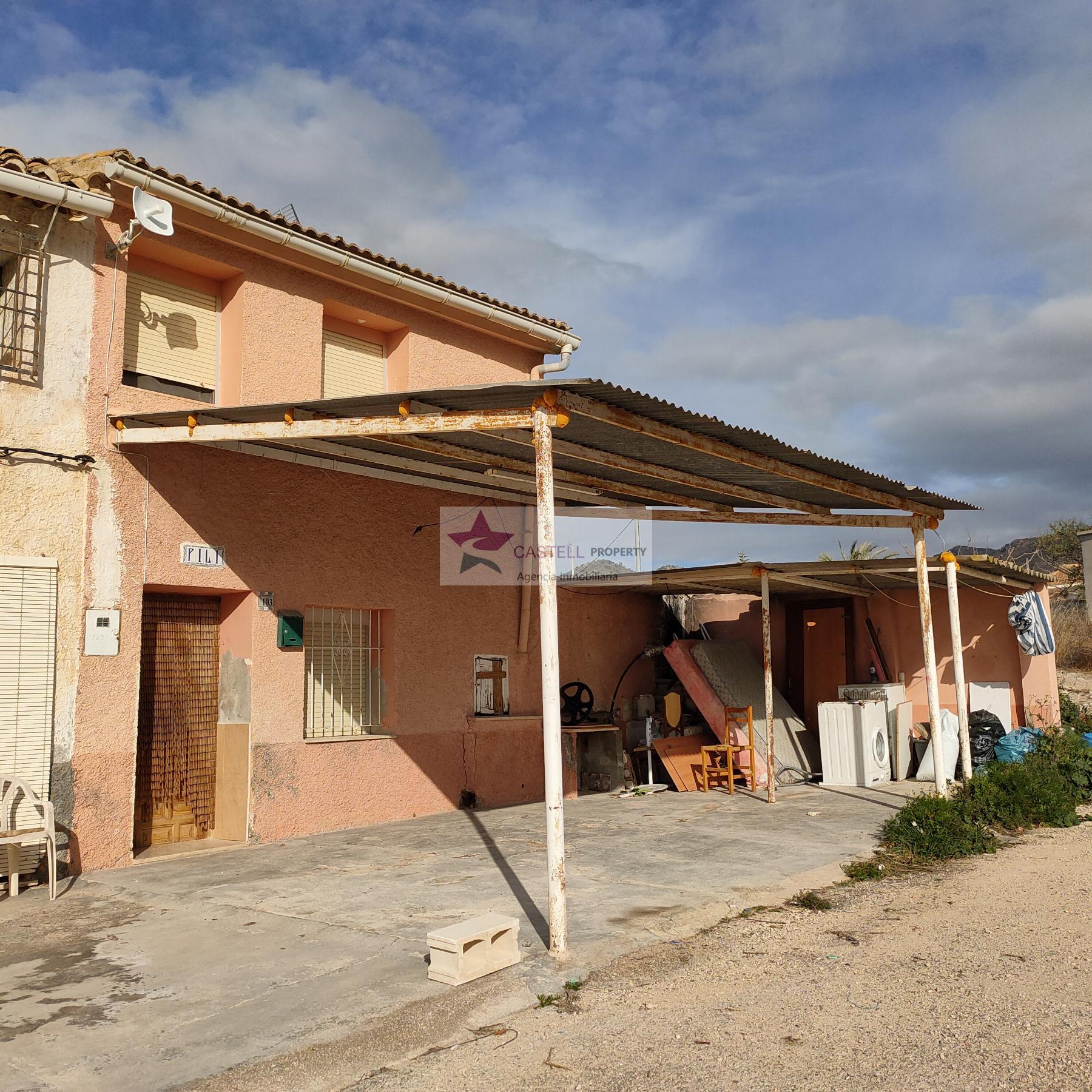 For sale of house in La Romana