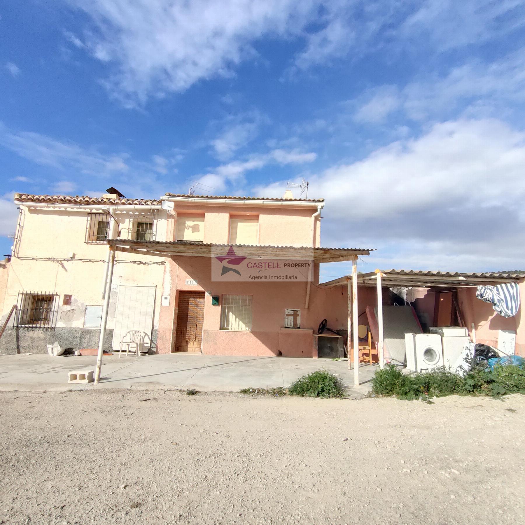 For sale of house in La Romana