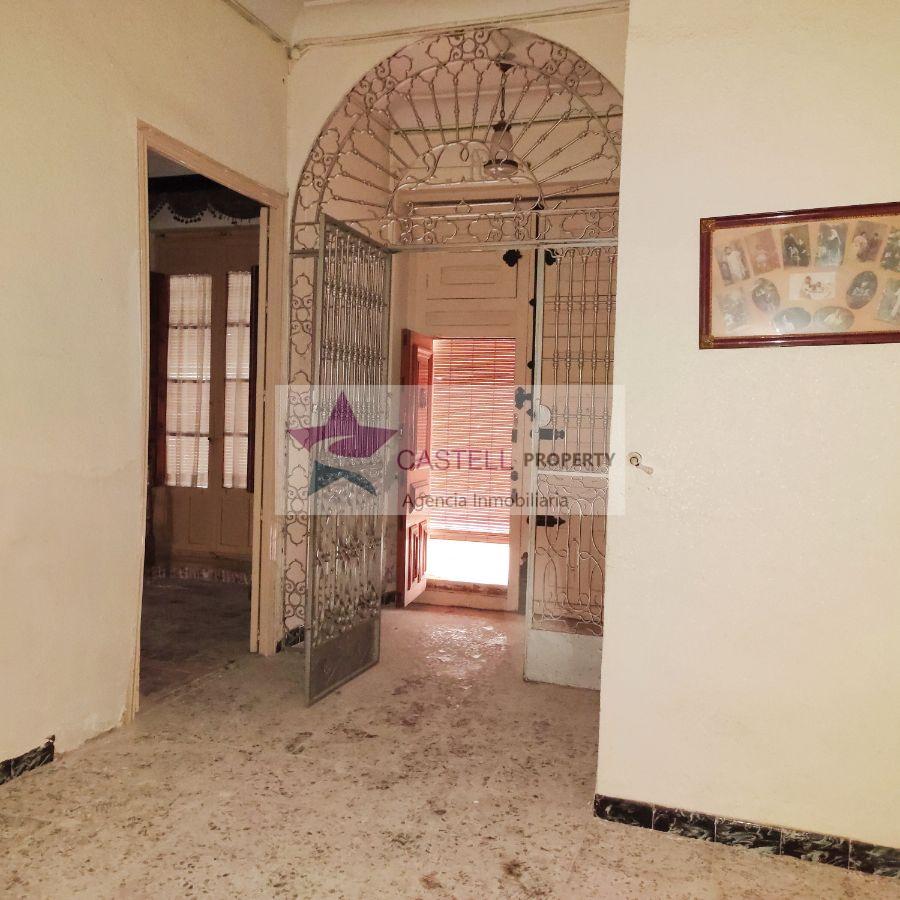 For sale of house in Monóvar-Monòver