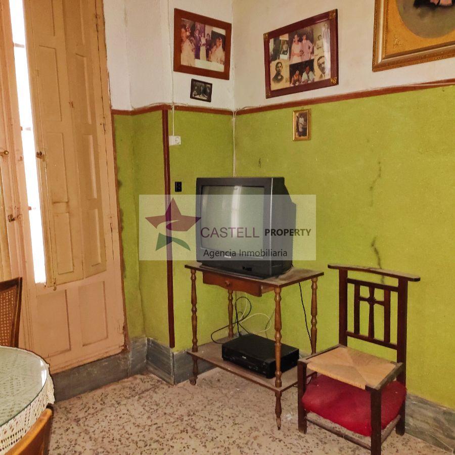 For sale of house in Monóvar-Monòver