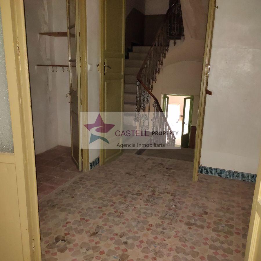 For sale of house in Monóvar-Monòver