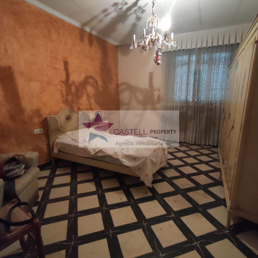 For sale of house in Elda