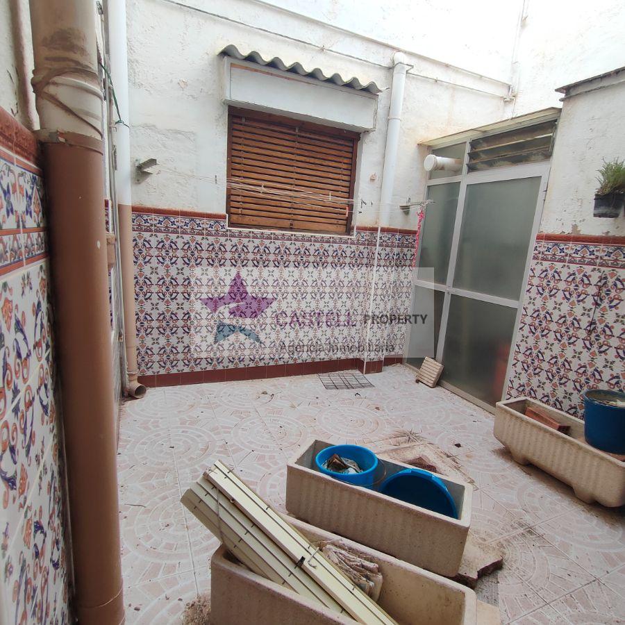 For sale of house in Elda
