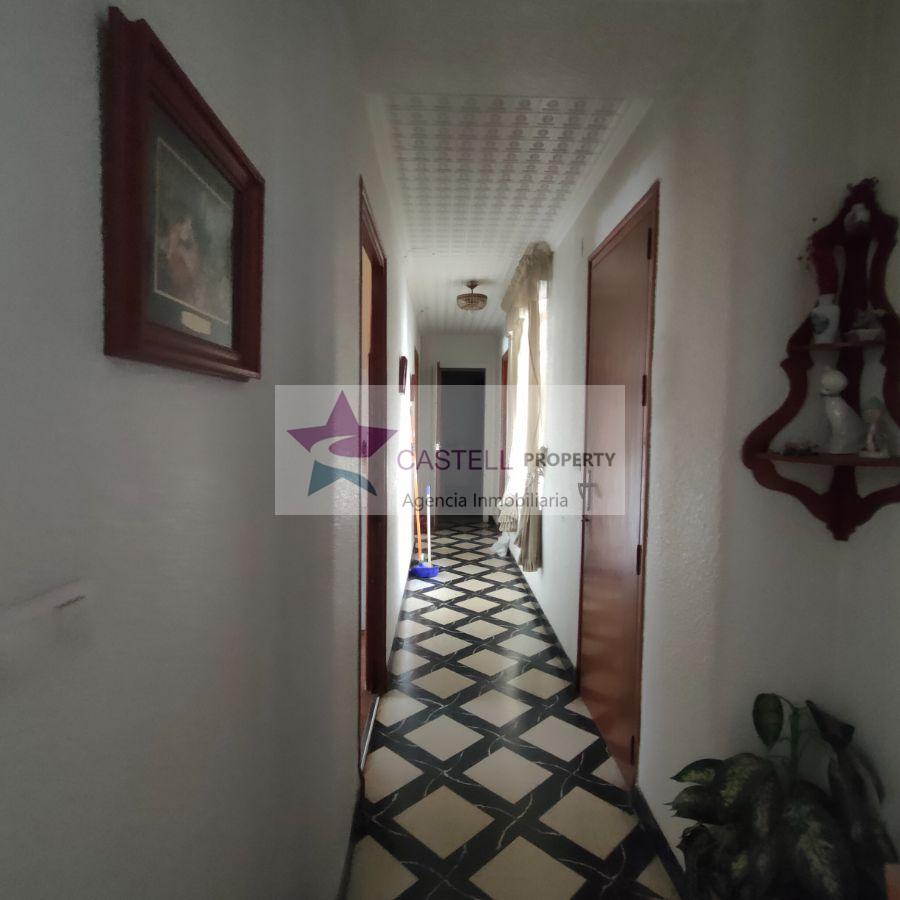 Venta de casa en Elda