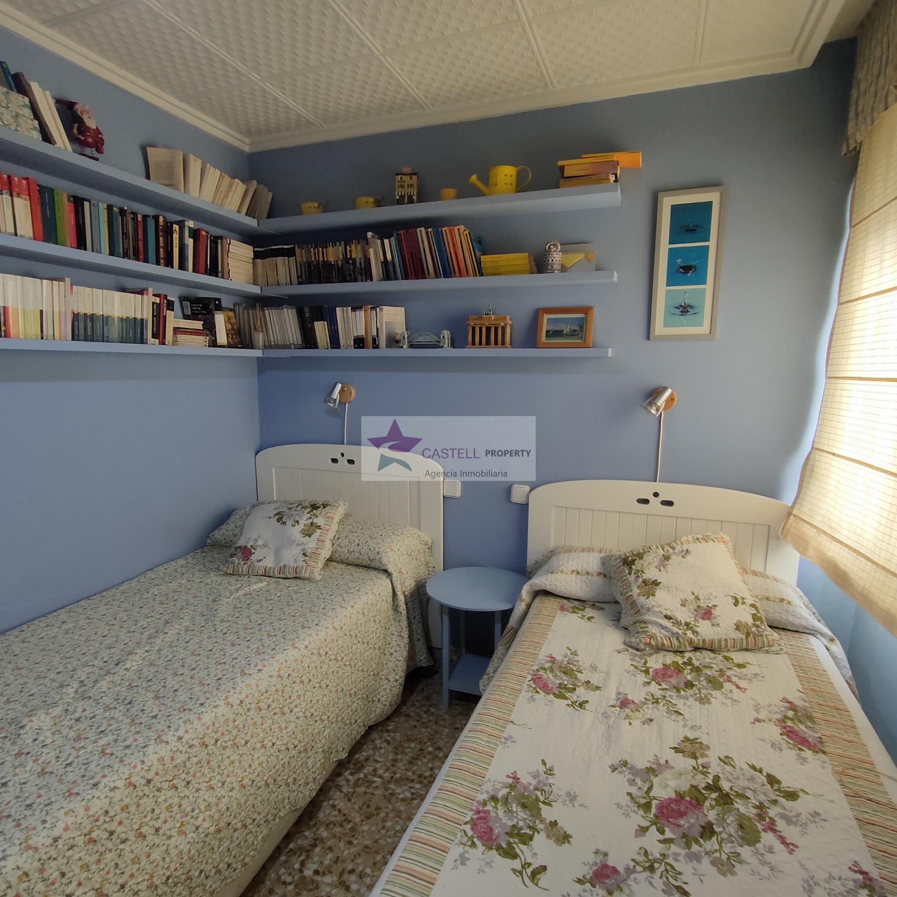 For sale of apartment in Elda