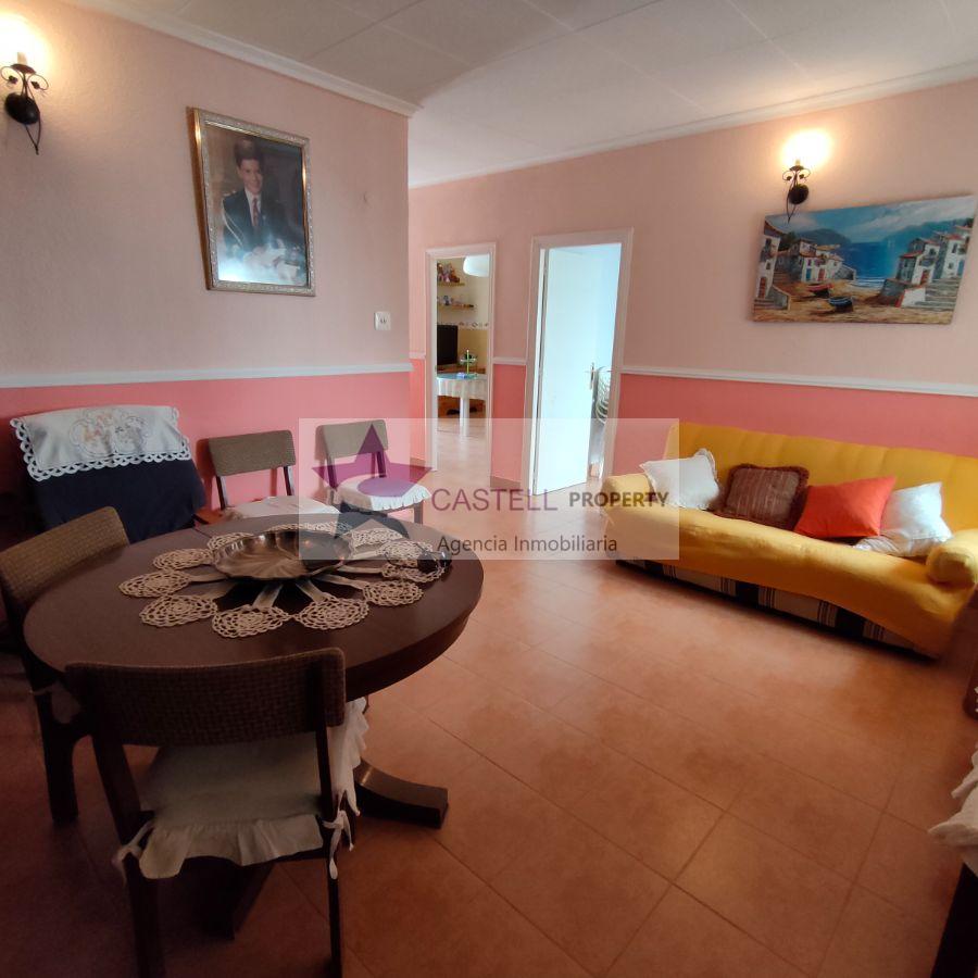 For sale of house in Monóvar-Monòver