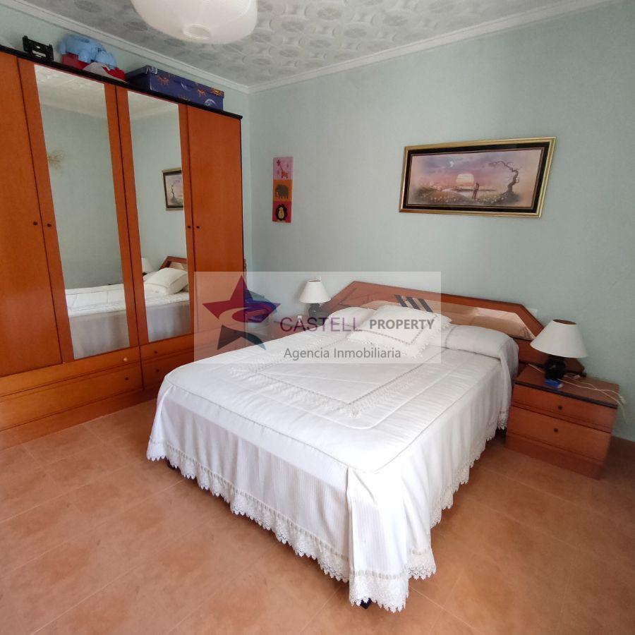 For sale of house in Monóvar-Monòver