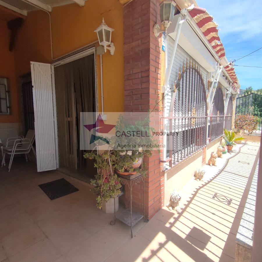 Venta de chalet en Algueña