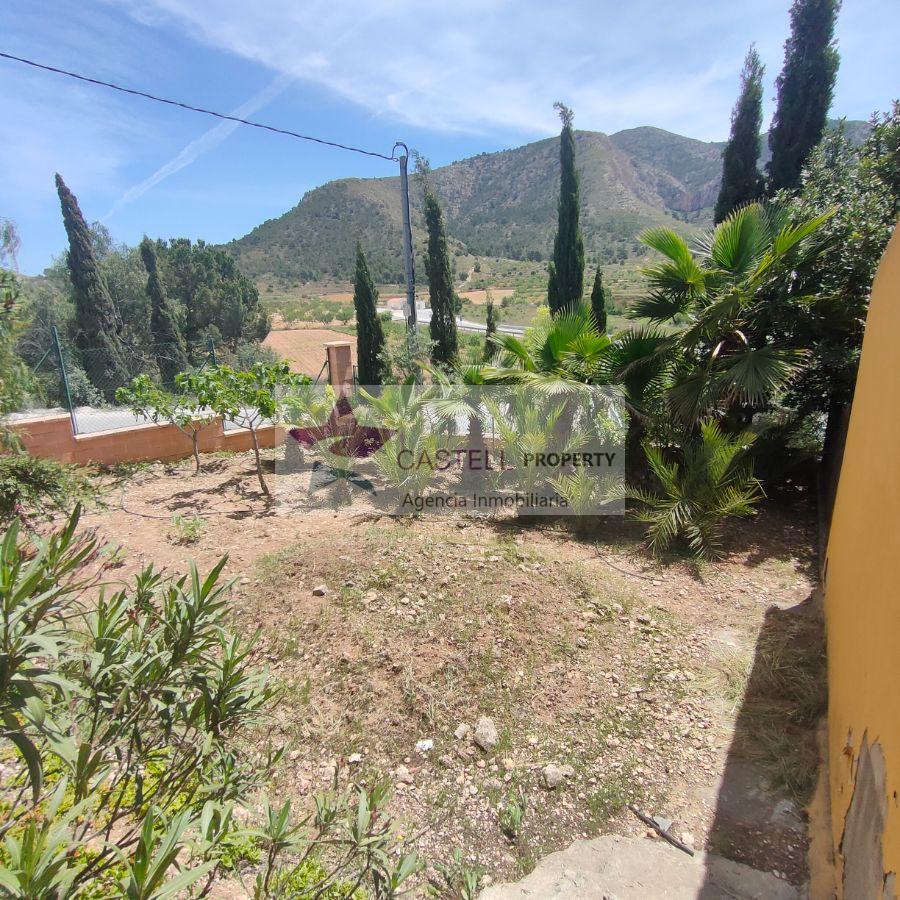 For sale of chalet in Algueña