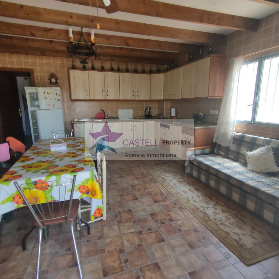 Venta de chalet en Algueña