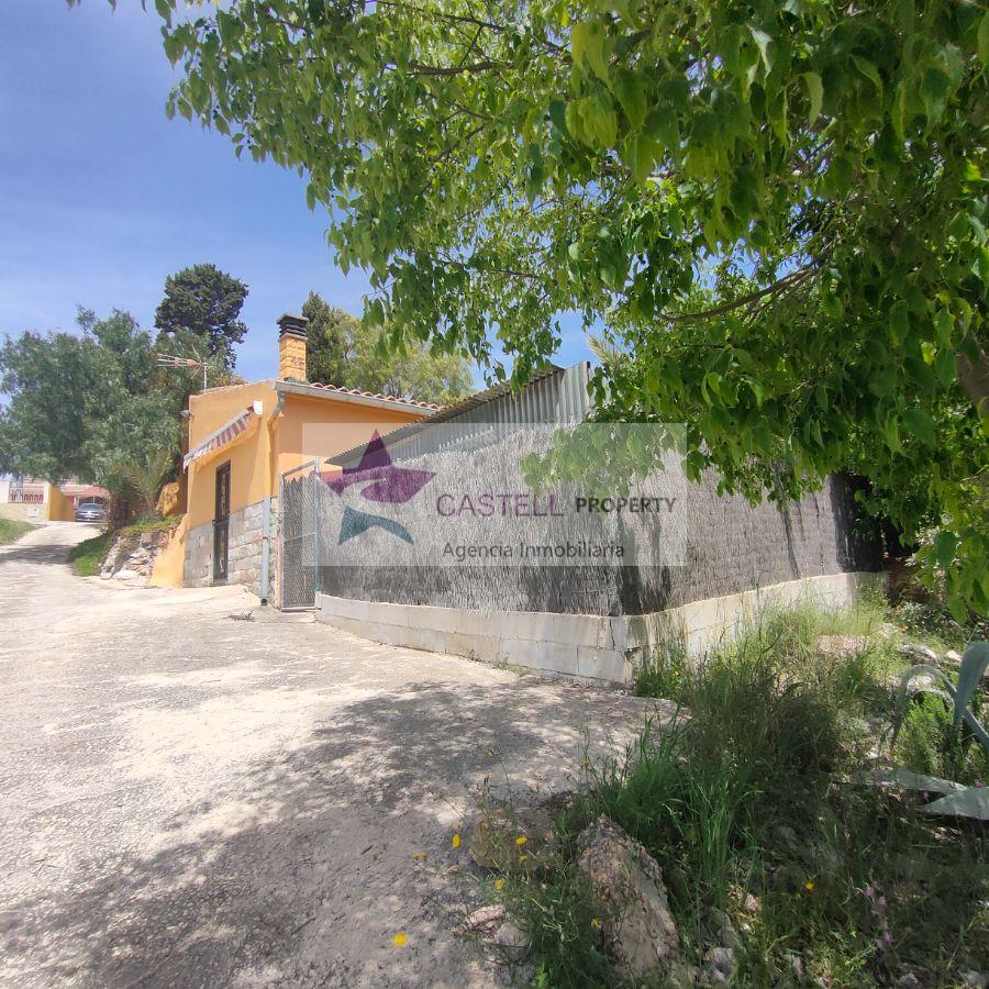 Venta de chalet en Algueña