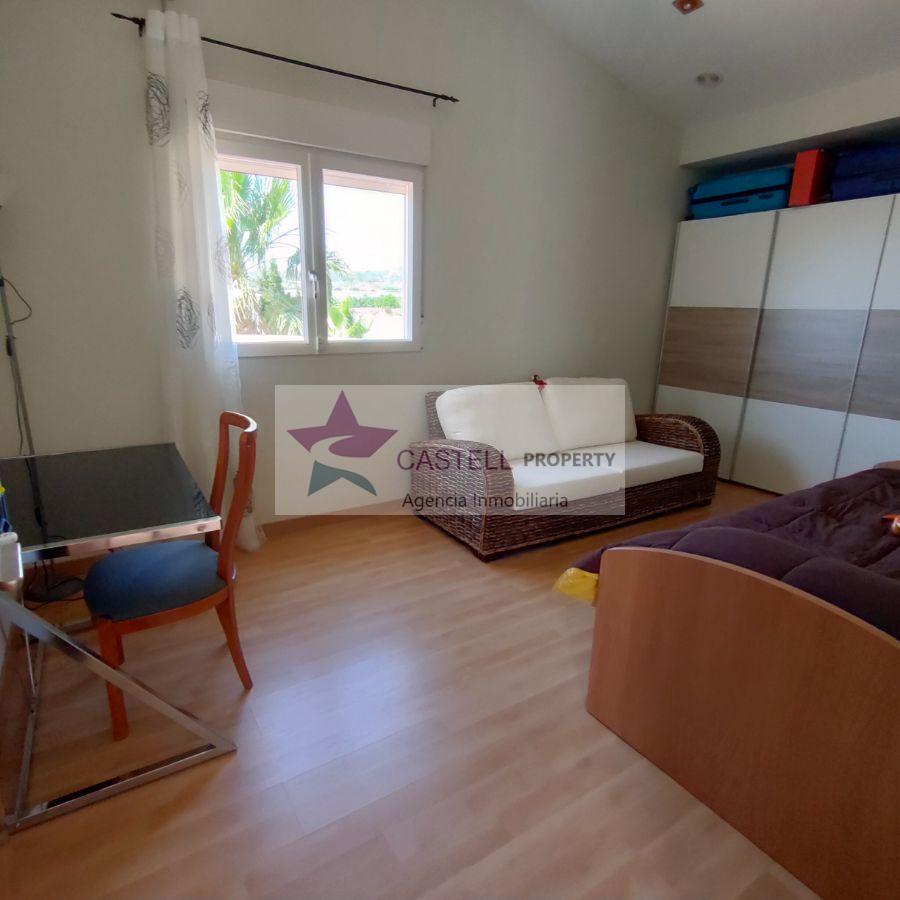 For sale of chalet in Novelda