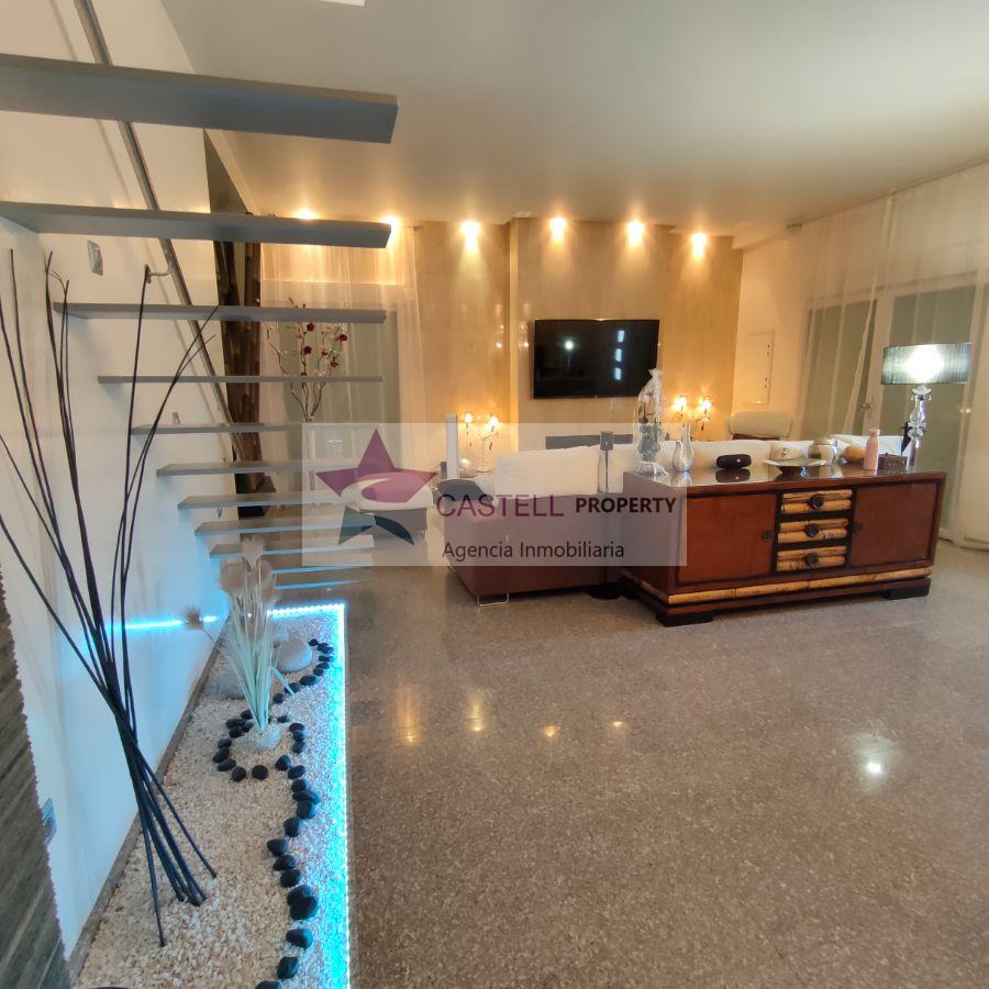For sale of chalet in Novelda
