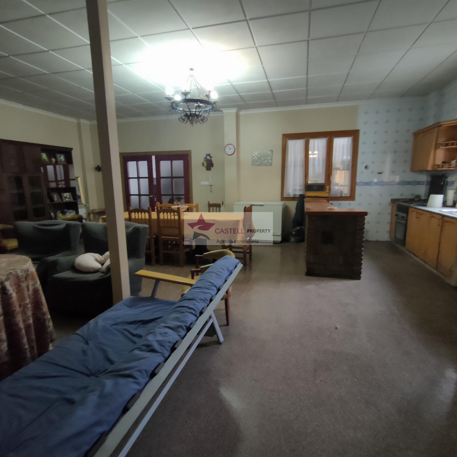 Venta de casa en Caudete
