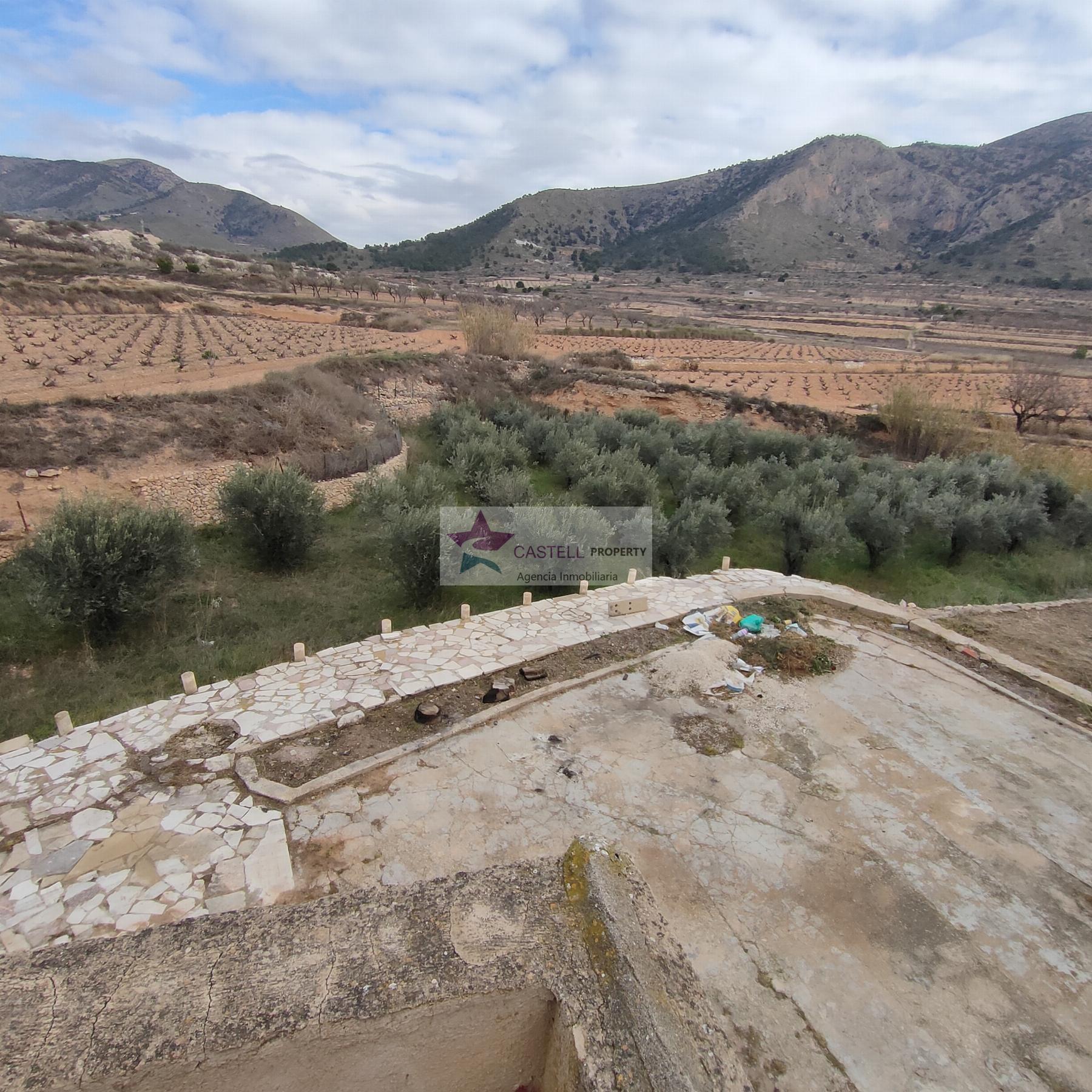 Venta de casa en Algueña