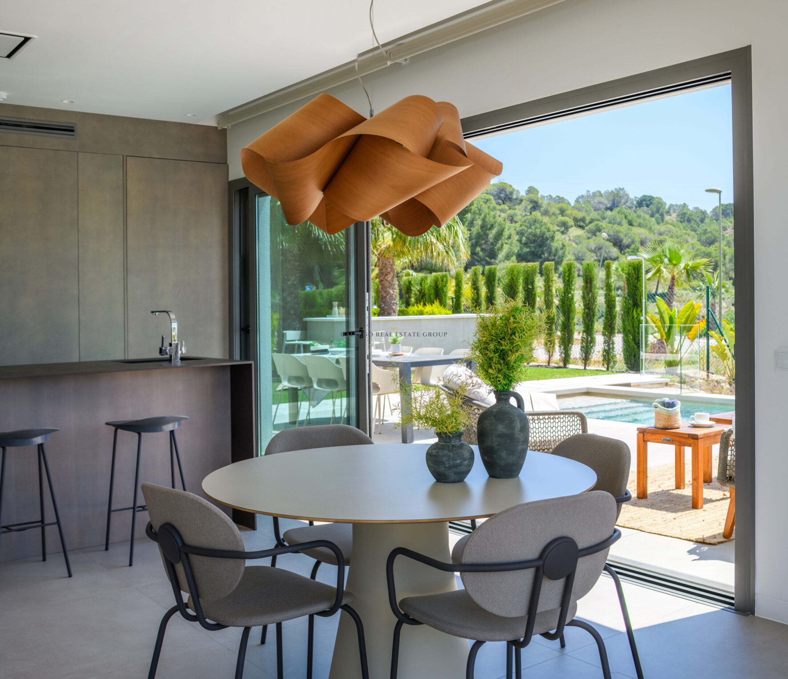 Venta de villa en Las Colinas Golf