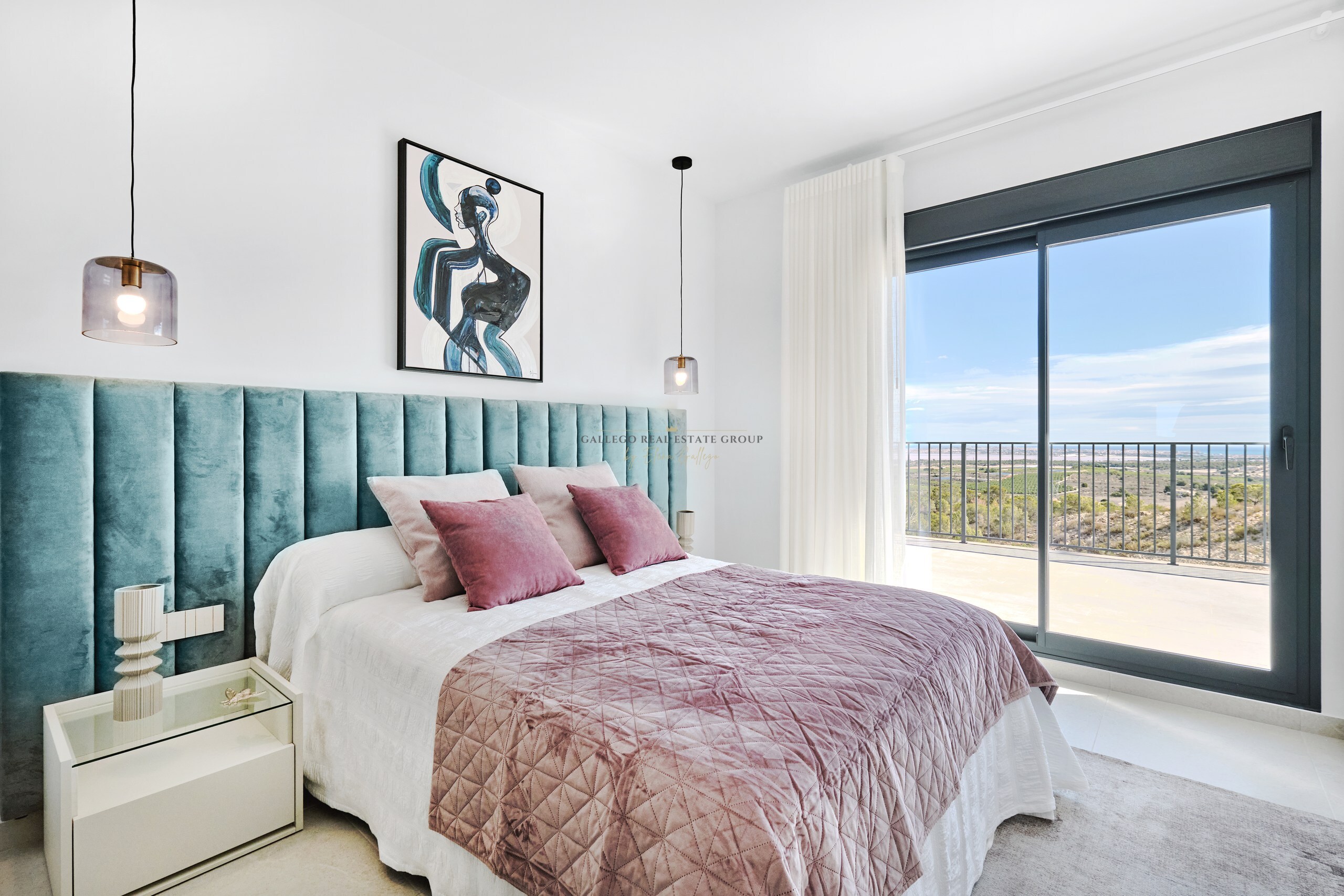 Venta de villa en San Miguel de Salinas