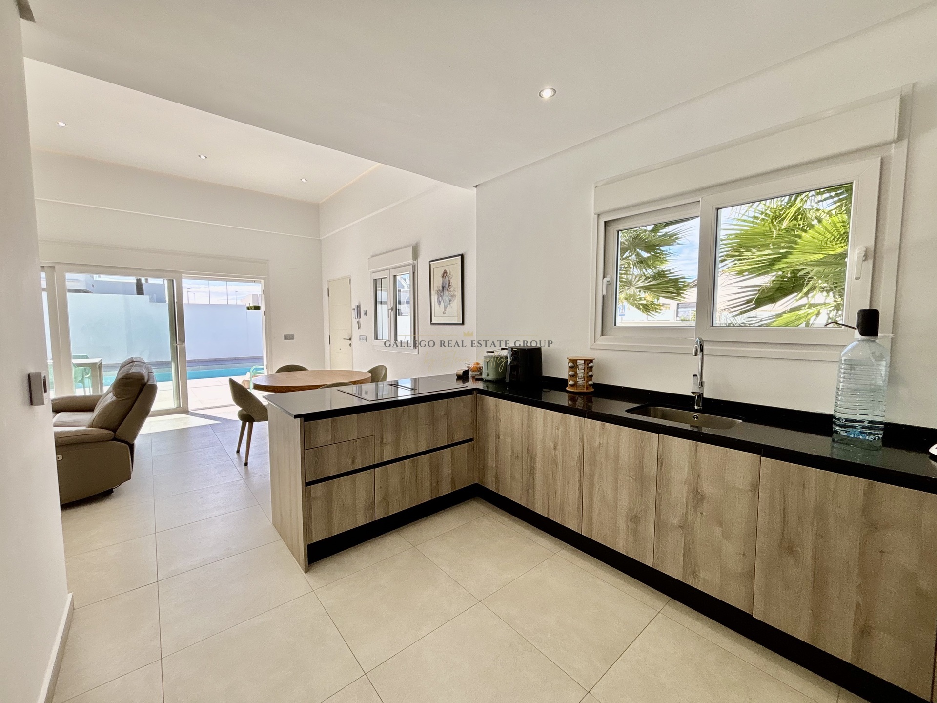 Venta de obra nueva en Benijófar