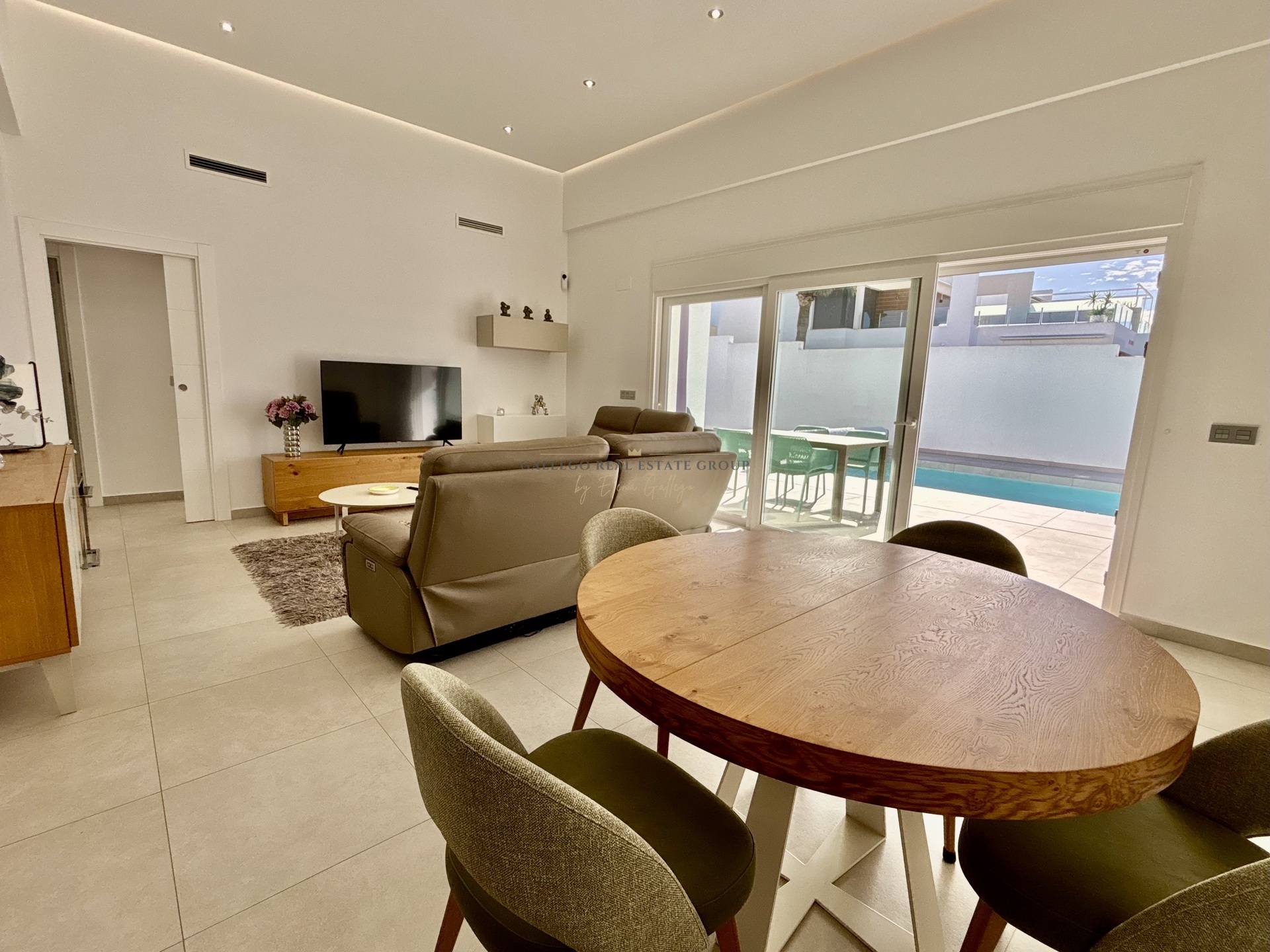 Venta de obra nueva en Benijófar