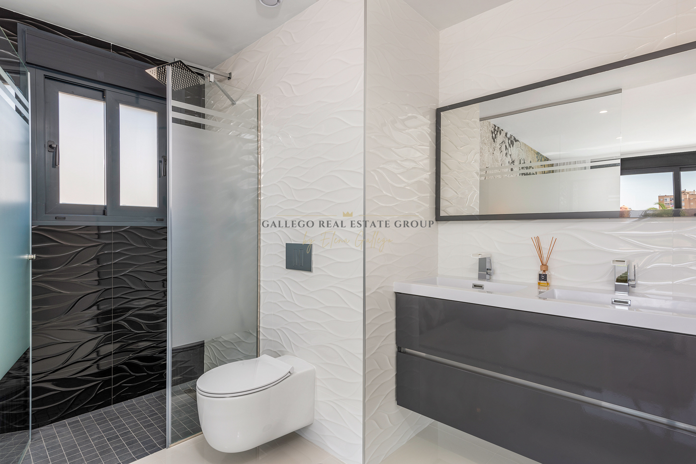 Venta de obra nueva en Playa Paraiso