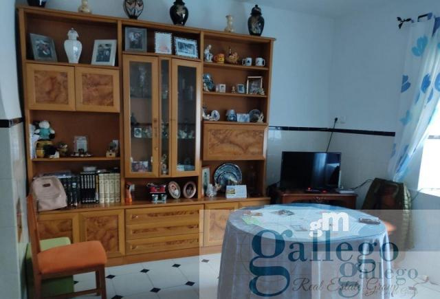 For sale of house in Jaén