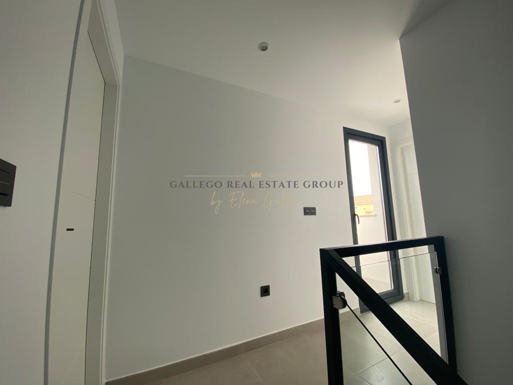 Venta de obra nueva en Los Alcázares