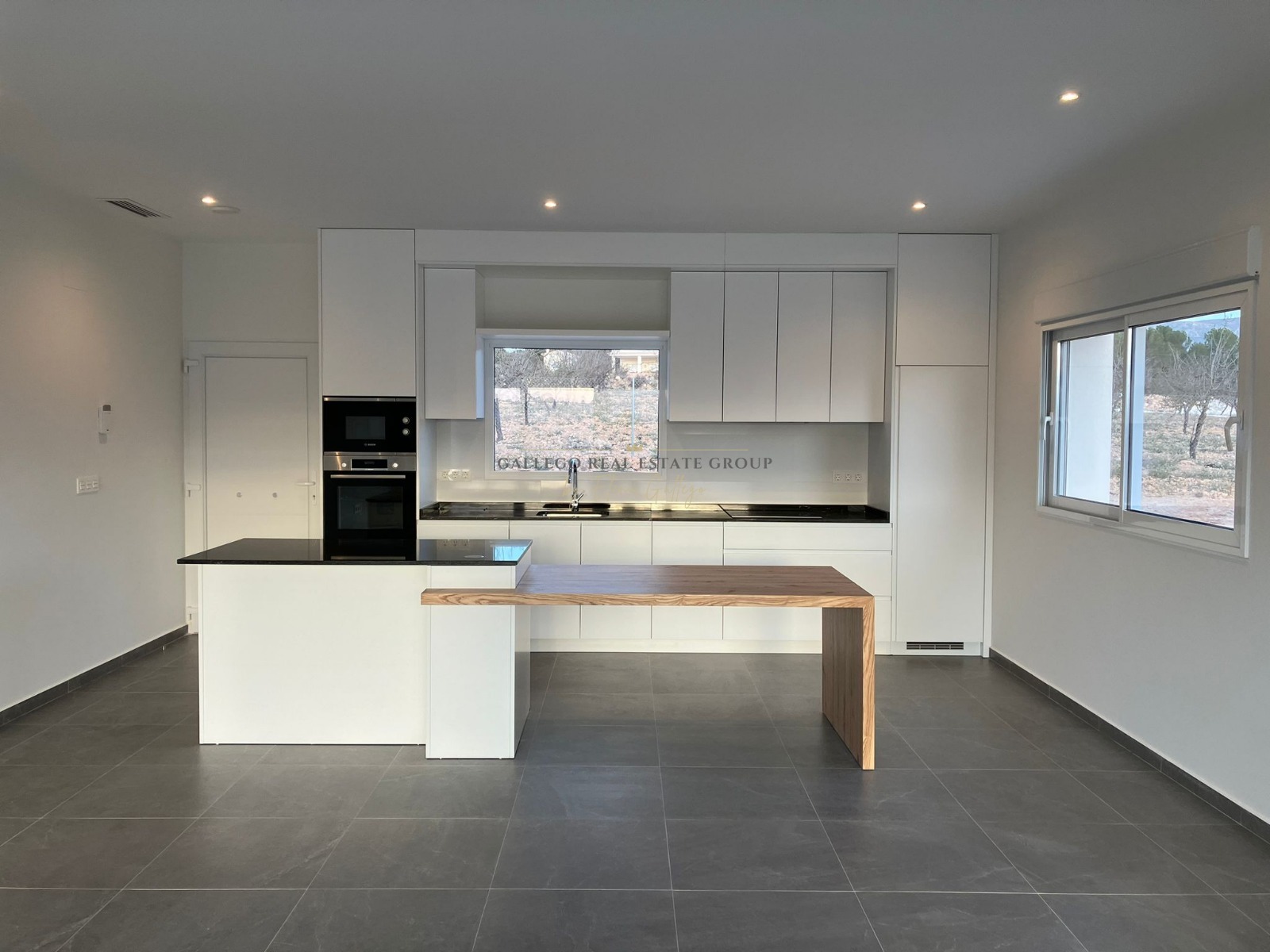 Venta de obra nueva en Pinoso