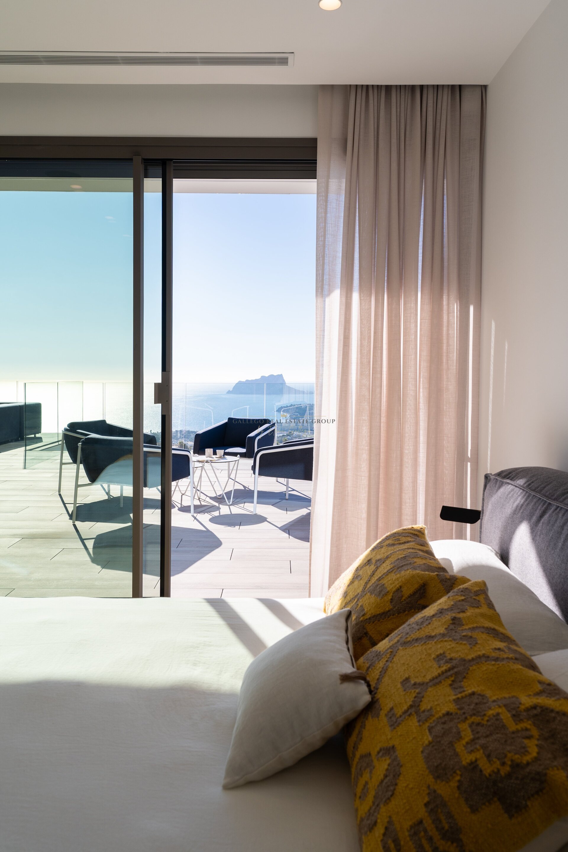 Venta de obra nueva en Cumbre del Sol