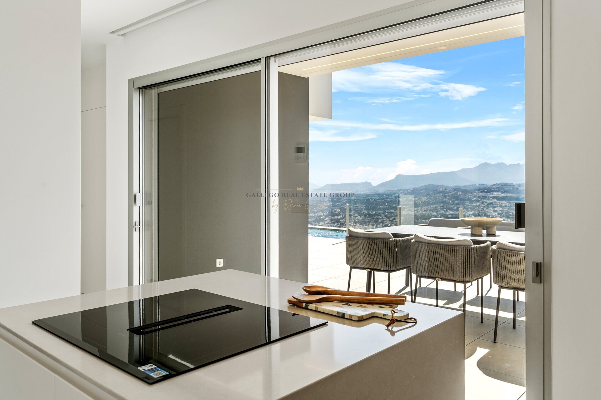 Venta de obra nueva en Cumbre del Sol