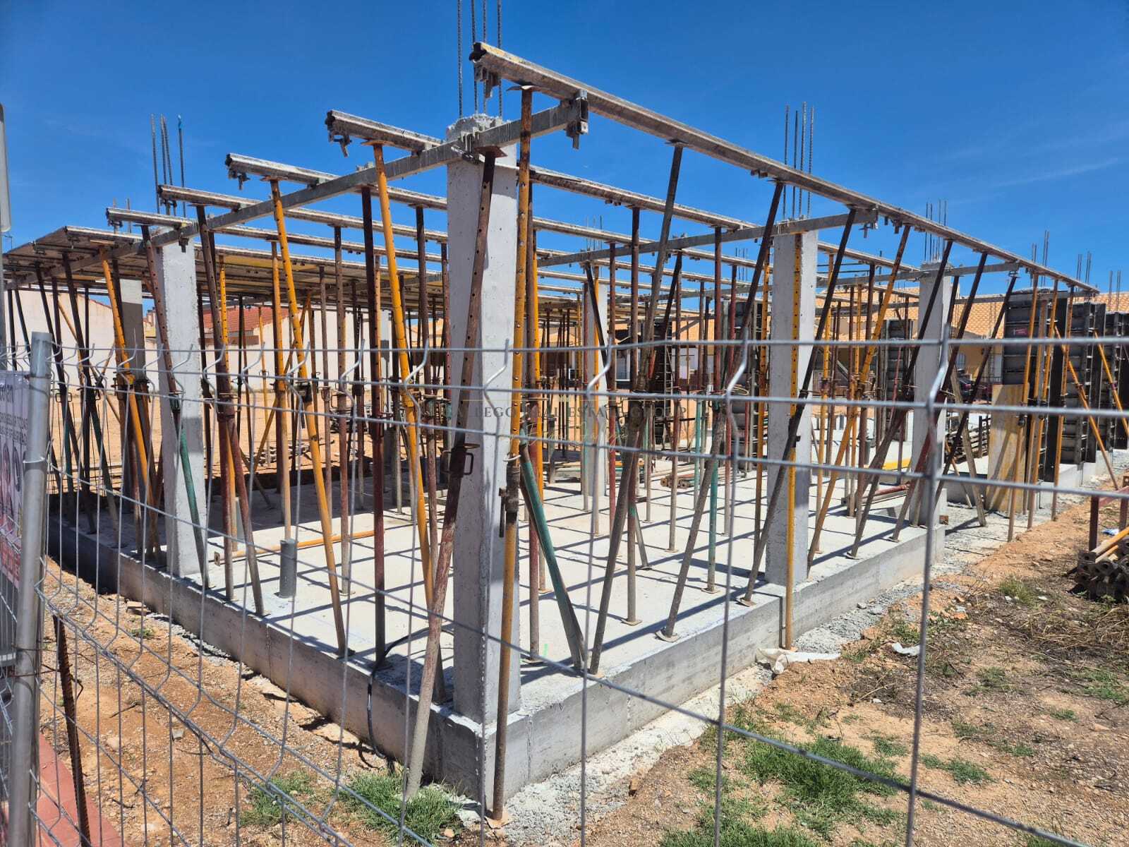 Venta de obra nueva en Roldán