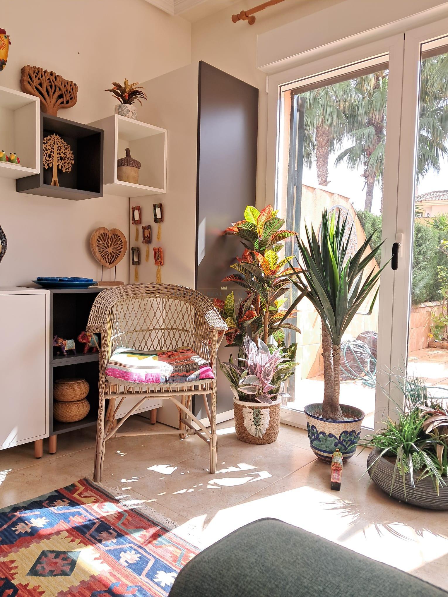 Venta de chalet en Los Urrutias