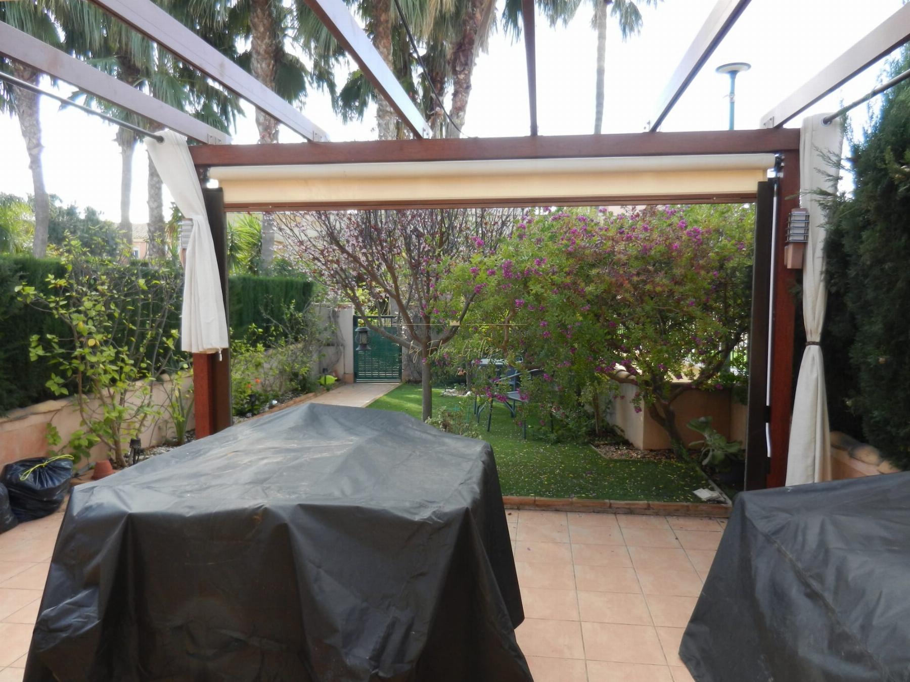 Venta de chalet en Los Urrutias